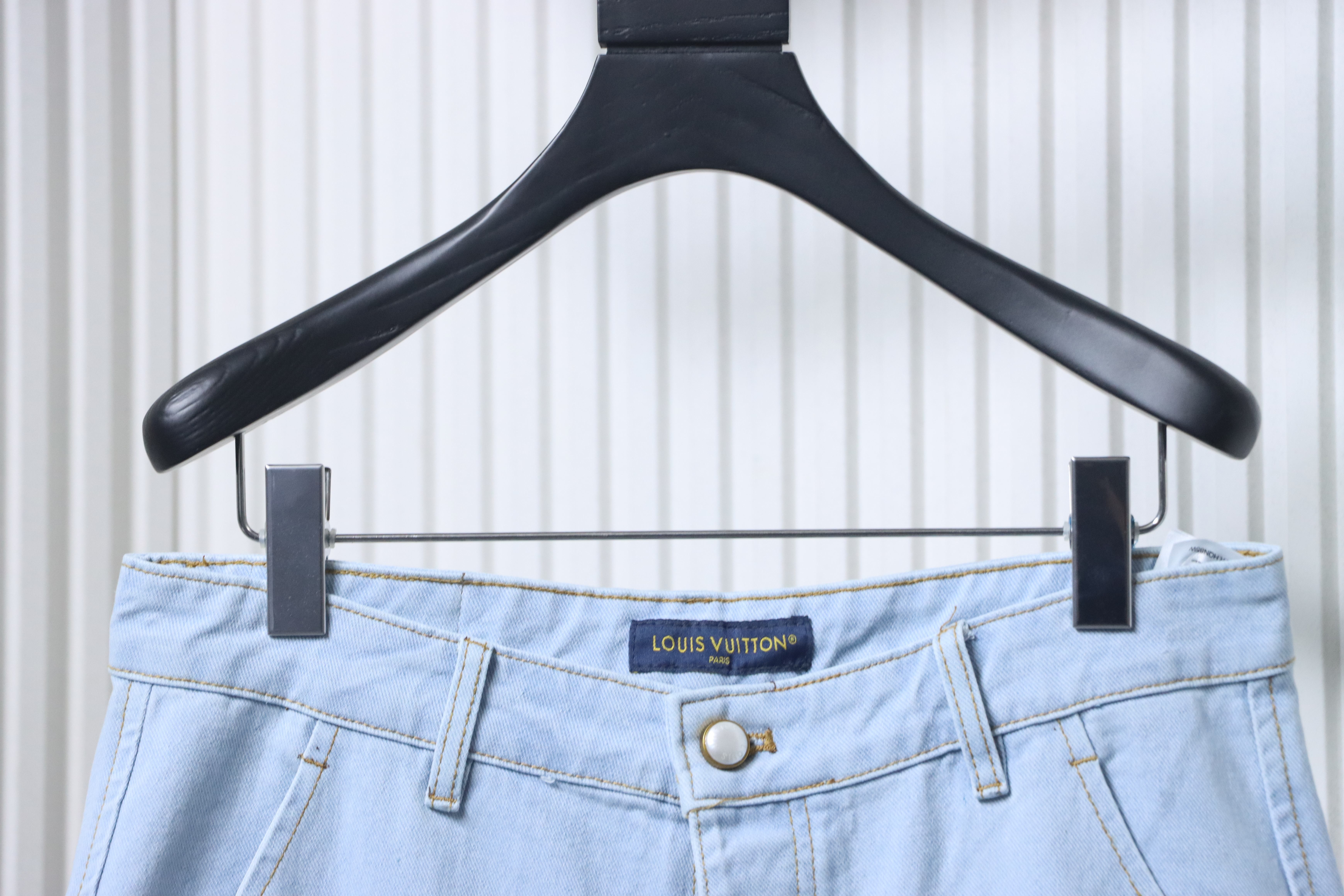 LOUIS VUITTON Embroidery Denim Shorts