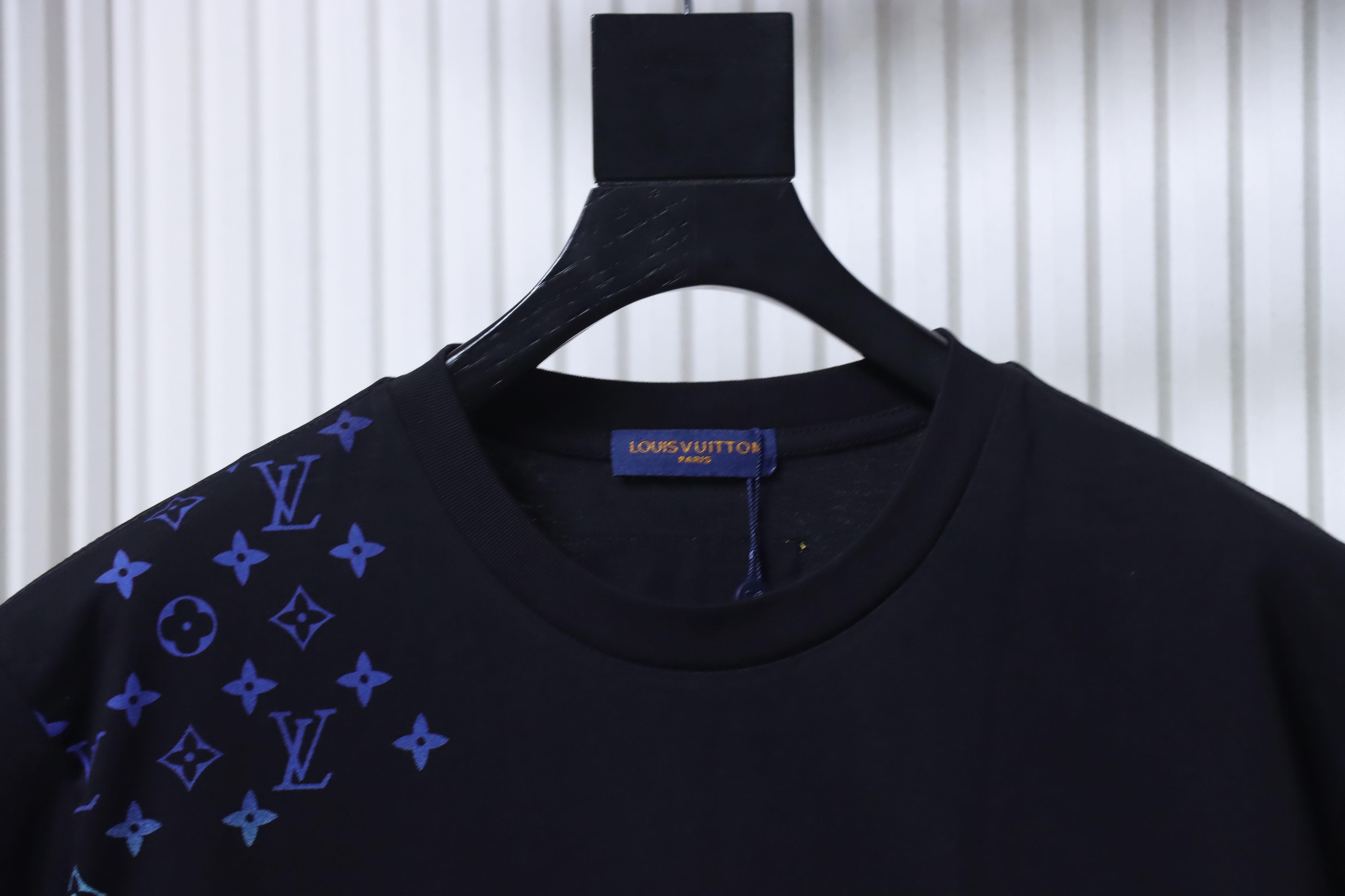 LOUIS VUITTON Embroidery Gradient Short Sleeve T-Shirt