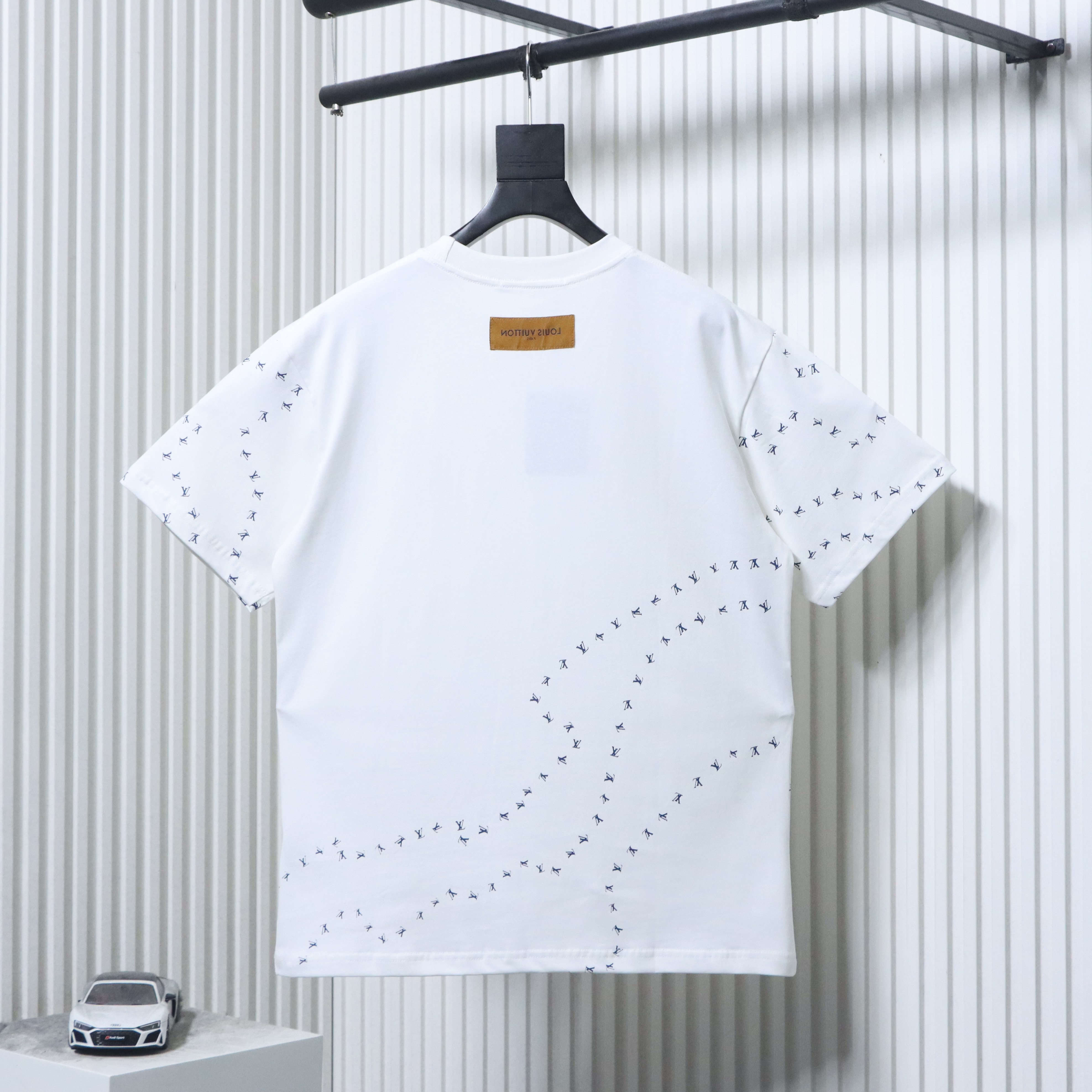 LOUIS VUITTON Embroidery Logo Short Sleeve T-Shirt Style 2