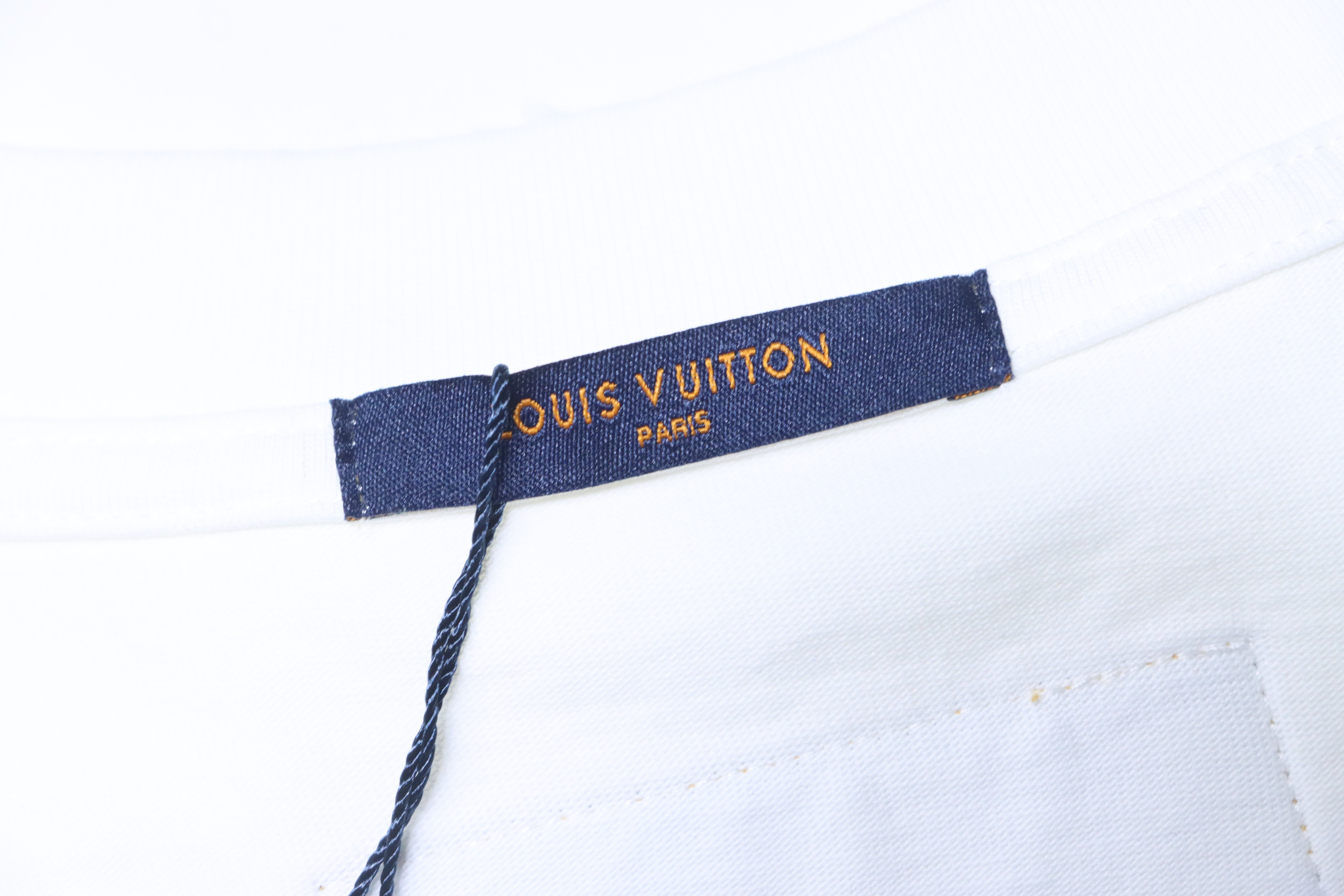 LOUIS VUITTON Embroidery Short Sleeve T-Shirt Style 2