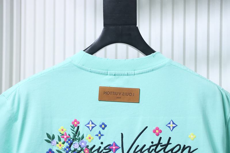 LOUIS VUITTON Embroidery Short Sleeve T-Shirt Style 3