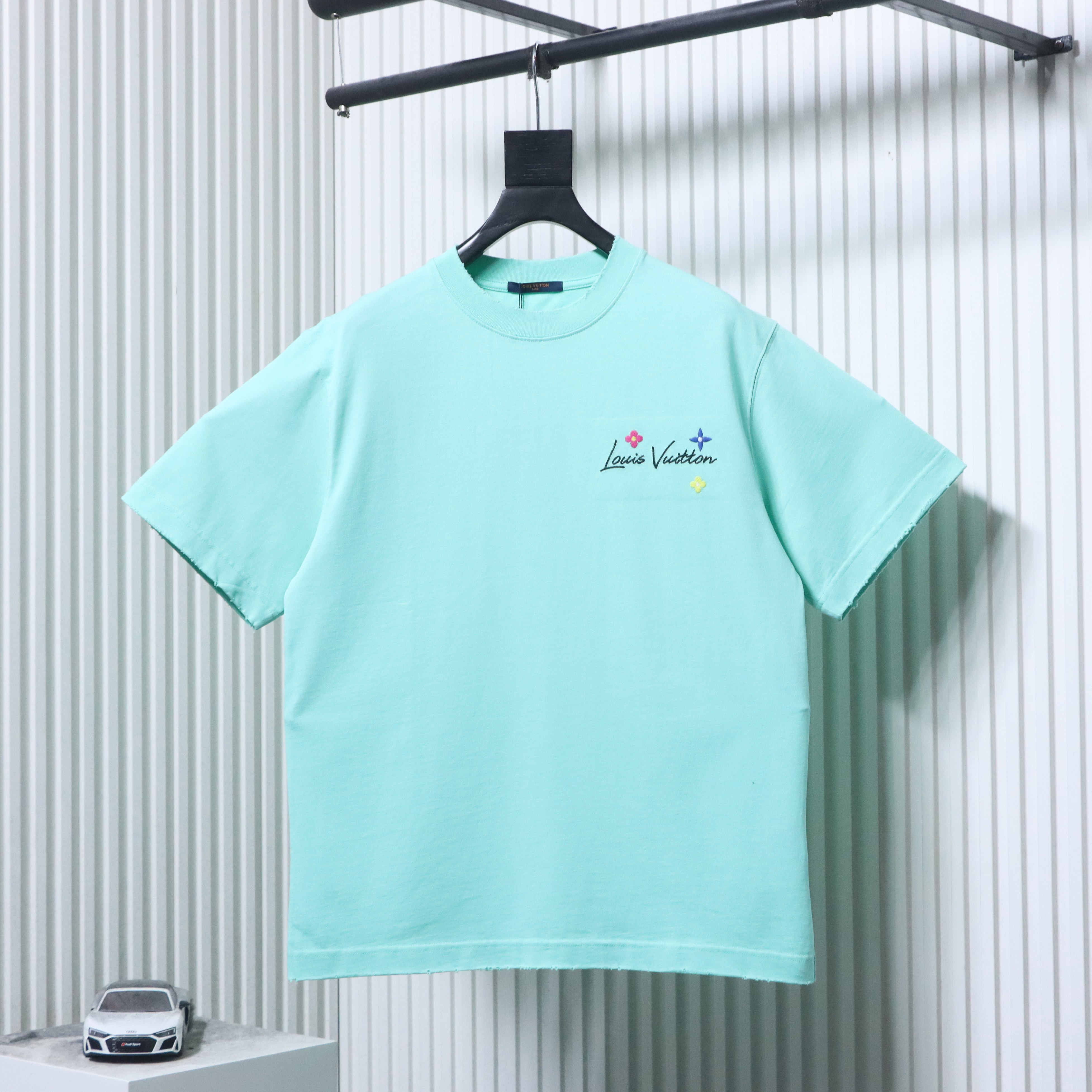 LOUIS VUITTON Embroidery Short Sleeve T-Shirt Style 3