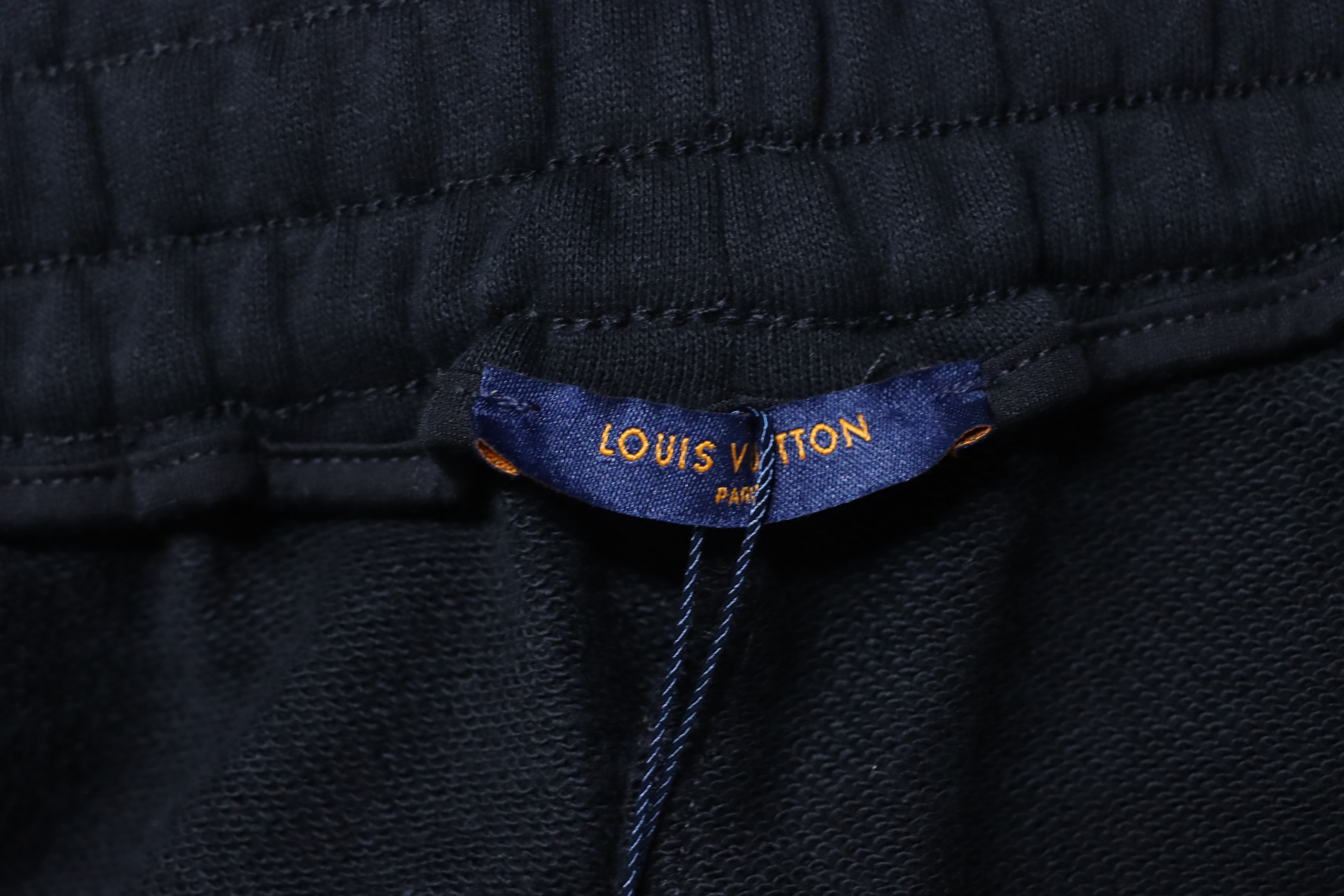 LOUIS VUITTON Gradient Monogram Gradient Shorts