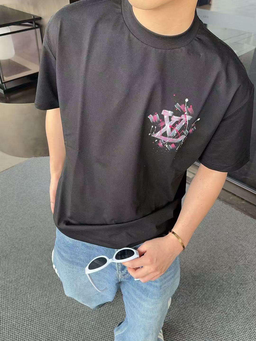 LOUIS VUITTON Graffiti Hand-Drawn Logo Black Short Sleeve T-Shirt