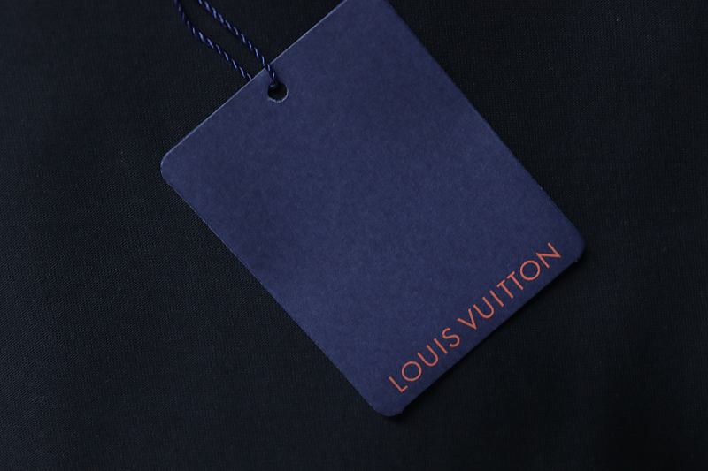 LOUIS VUITTON Graffiti Print Logo Short Sleeve T-Shirt Style 2