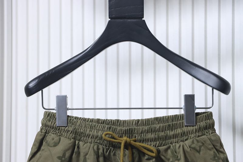 LOUIS VUITTON Green Shorts