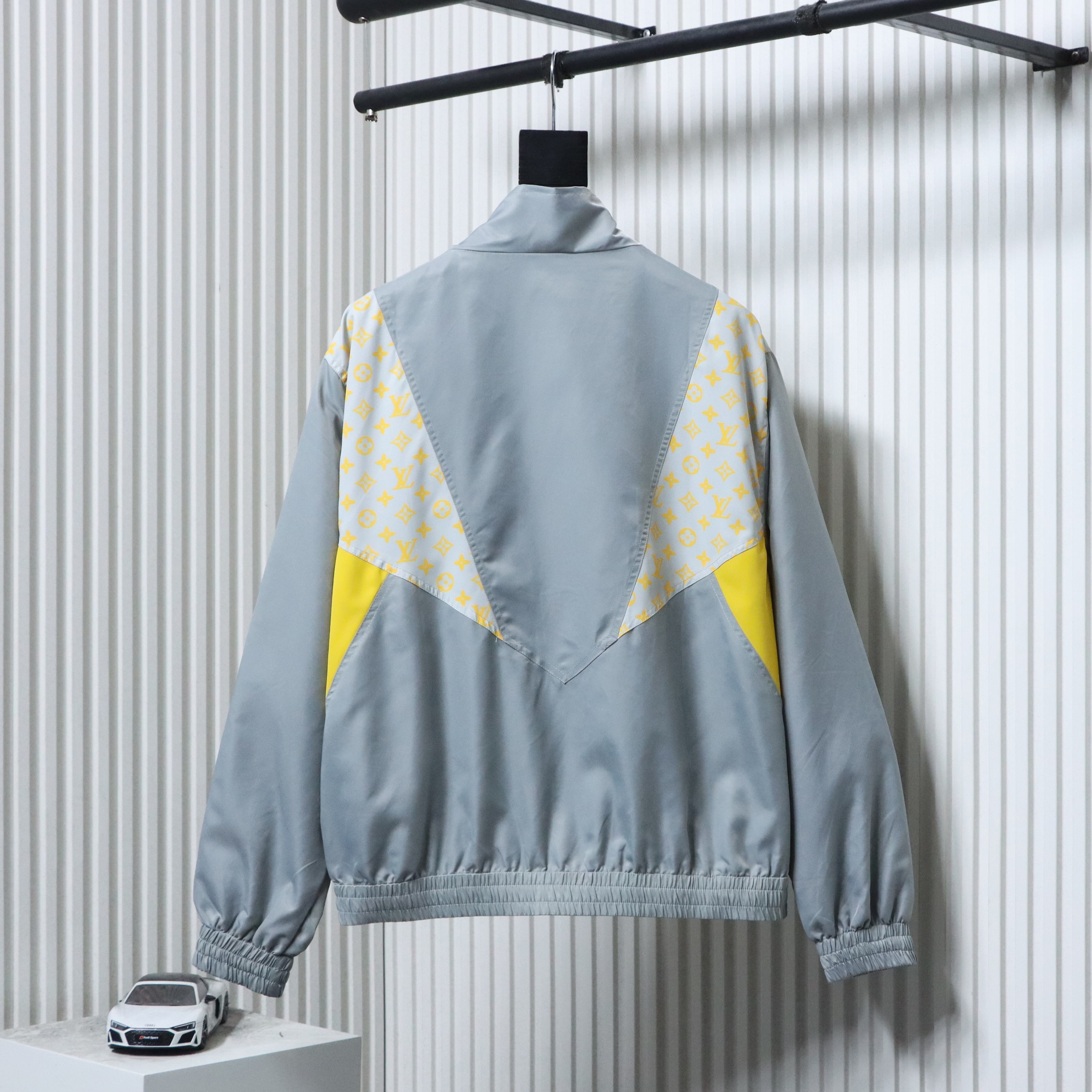 LOUIS VUITTON Jacket