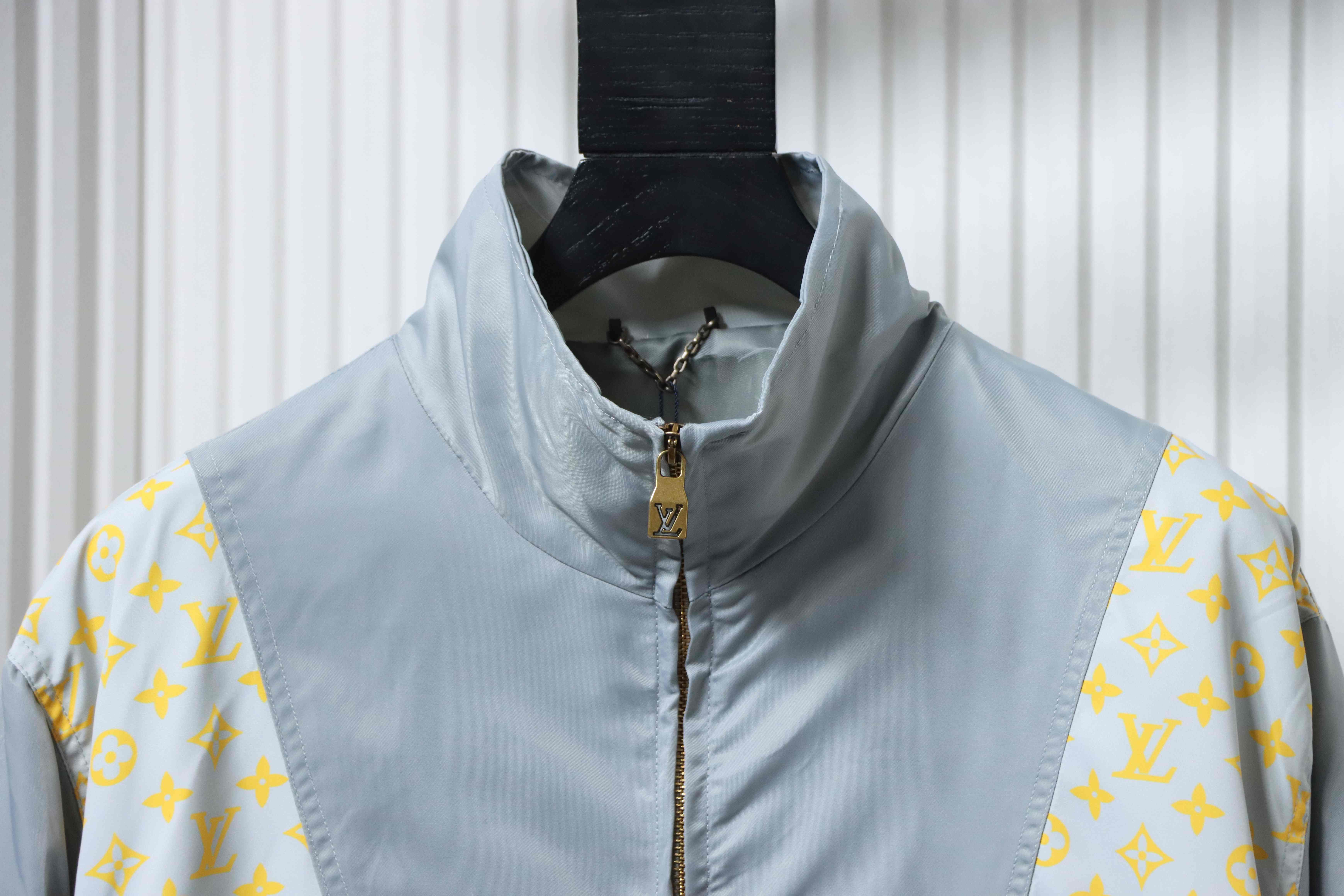 LOUIS VUITTON Jacket