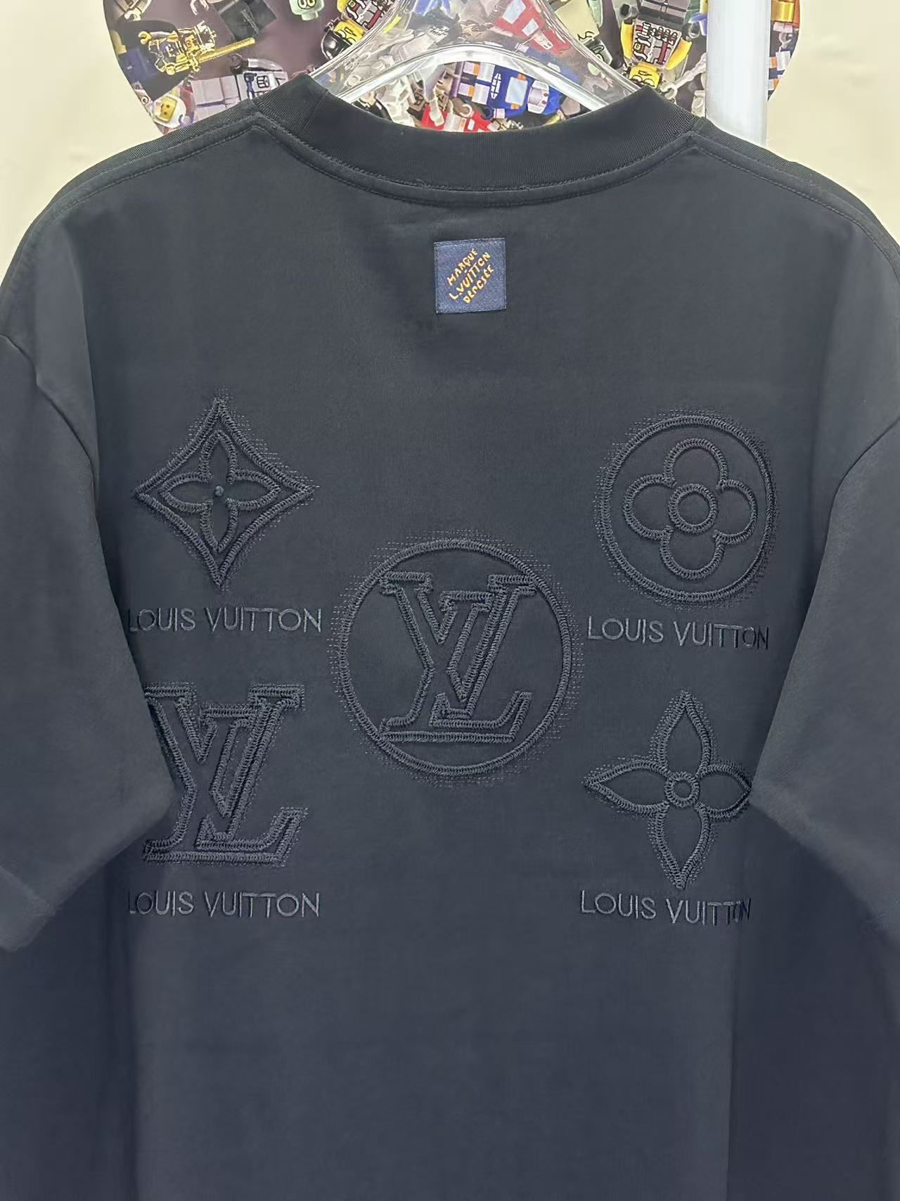 LOUIS VUITTON L26212 Short Sleeve T-Shirt Style 1