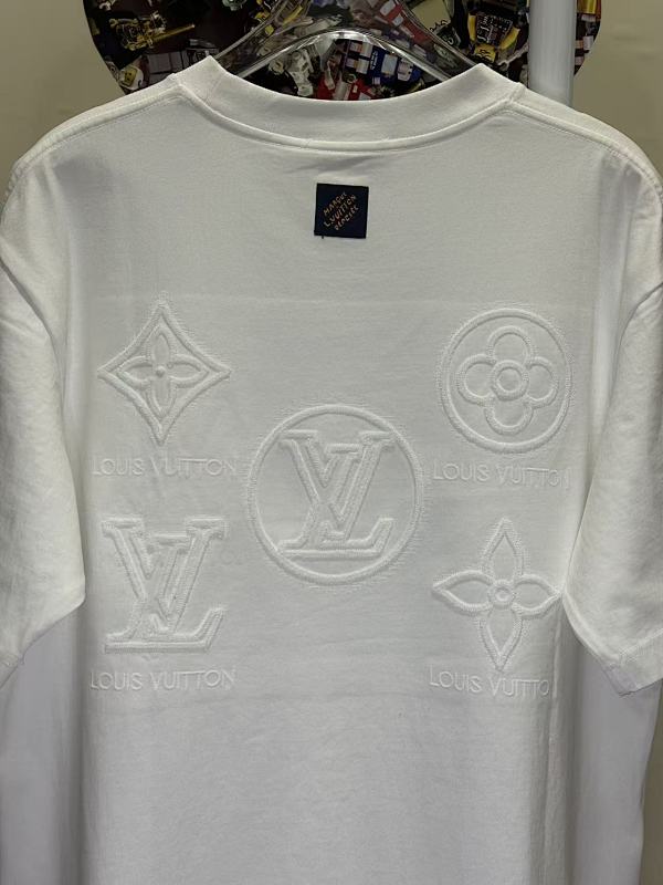 LOUIS VUITTON L26212 Short Sleeve T-Shirt Style 2