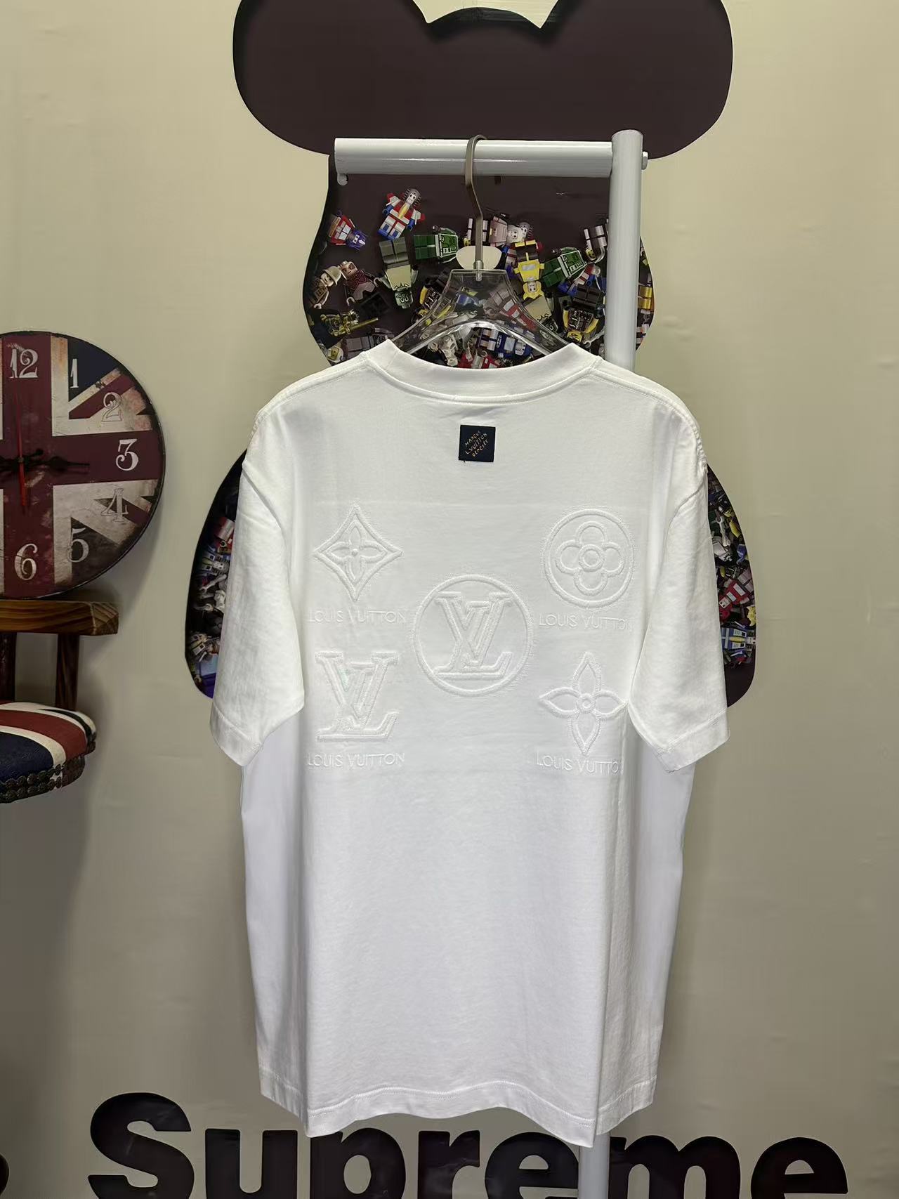 LOUIS VUITTON L26212 Short Sleeve T-Shirt Style 2