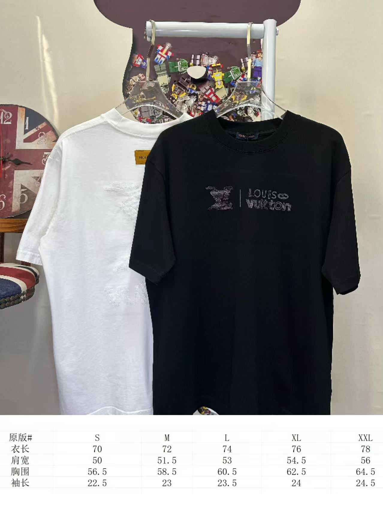 LOUIS VUITTON L26215 Short Sleeve T-Shirt Style 1