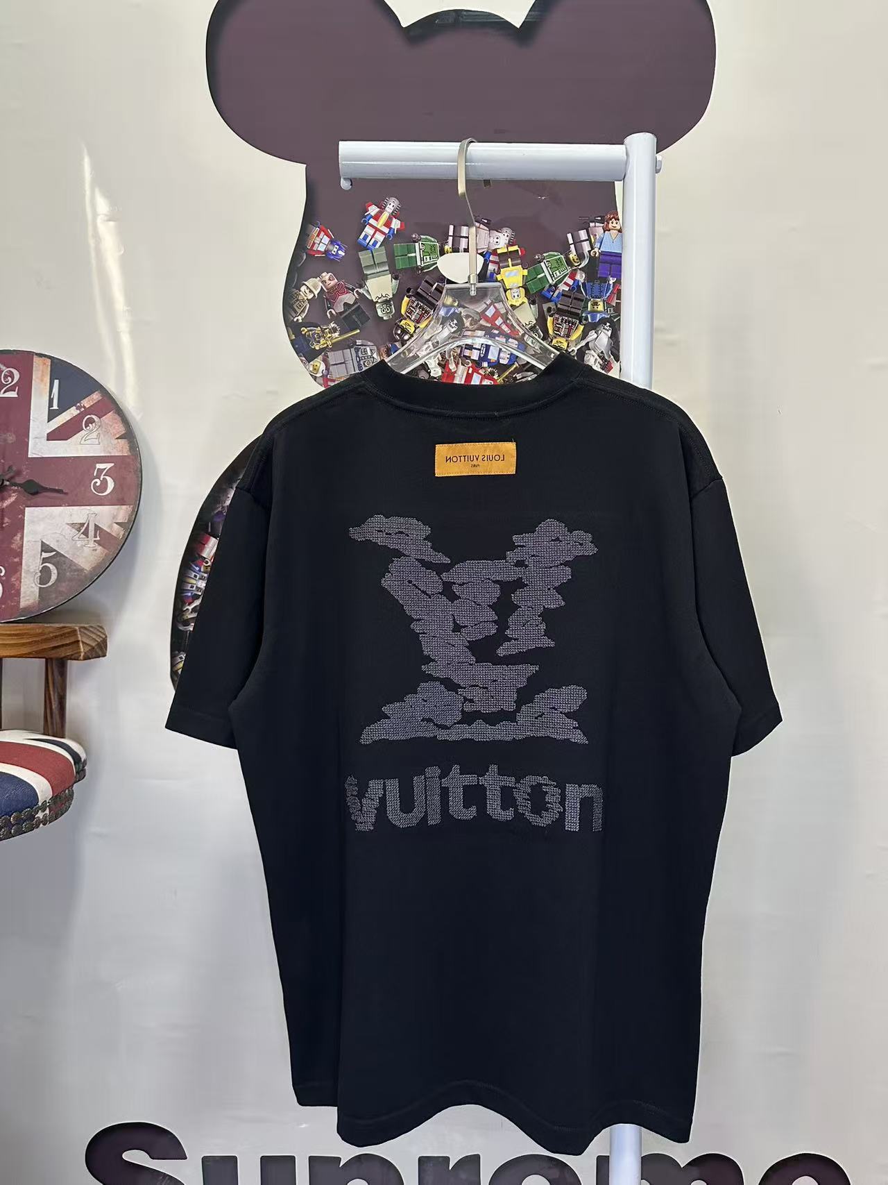 LOUIS VUITTON L26215 Short Sleeve T-Shirt Style 1