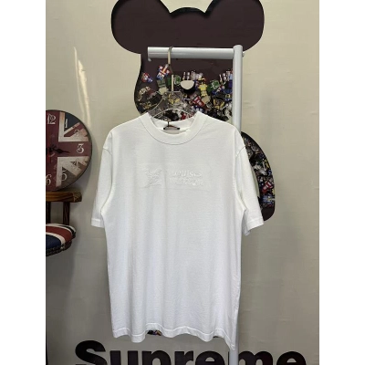 LOUIS VUITTON L26215 Short Sleeve T-Shirt Style 2 01