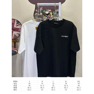 LOUIS VUITTON L26217 Short Sleeve T-Shirt 02