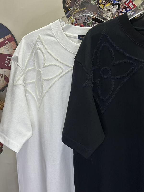 LOUIS VUITTON L26217 Short Sleeve T-Shirt