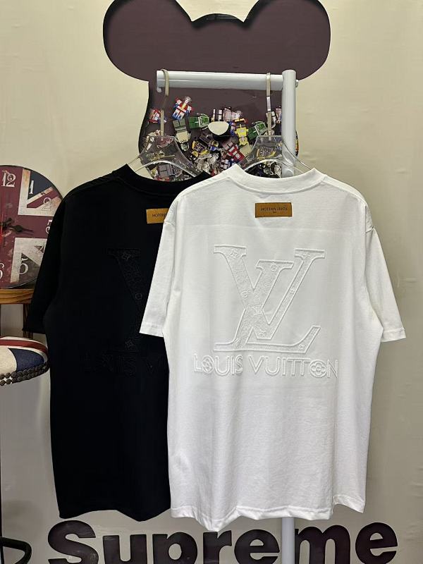 LOUIS VUITTON L26233 Short Sleeve T-Shirt Style 2
