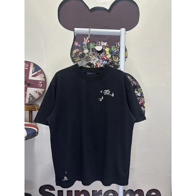 LOUIS VUITTON L26235 Short Sleeve T-Shirt Style 1 01