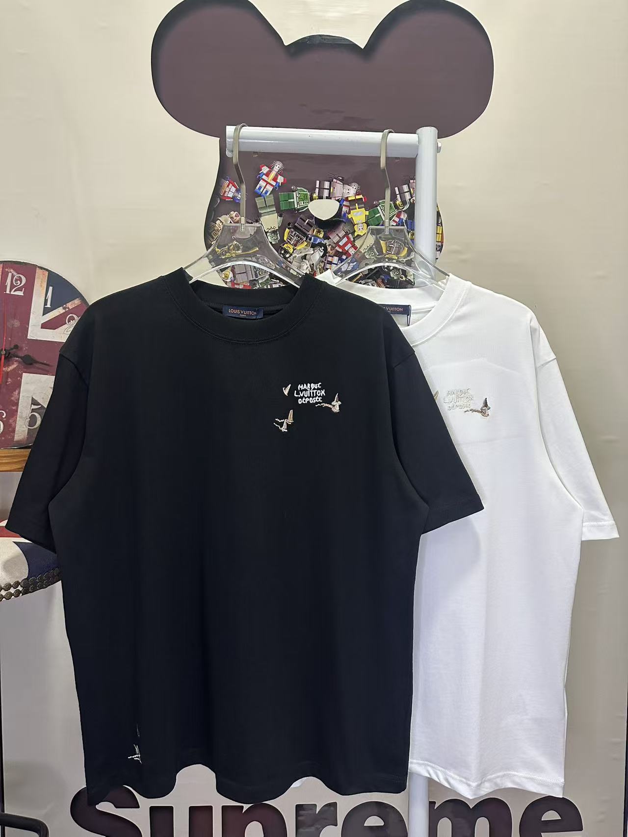 LOUIS VUITTON L26235 Short Sleeve T-Shirt Style 1