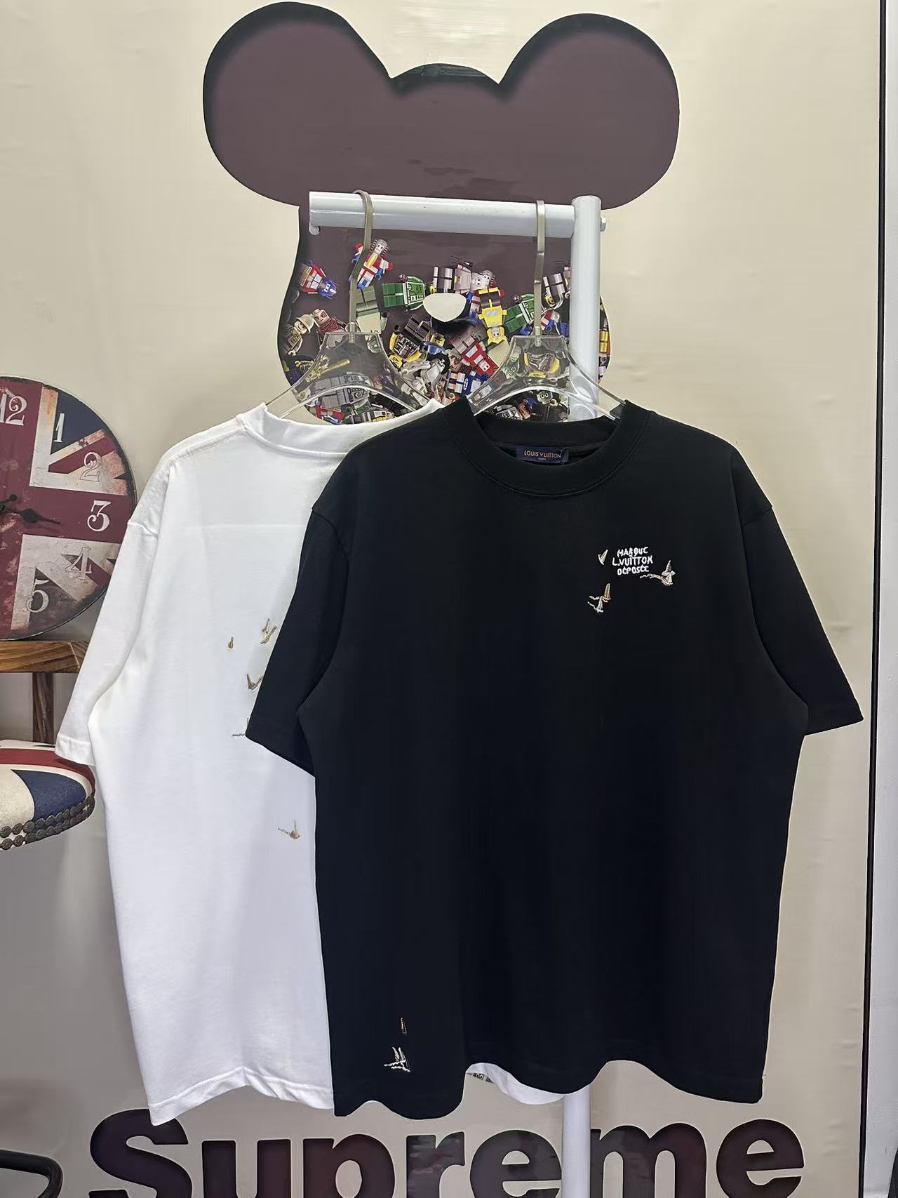 LOUIS VUITTON L26235 Short Sleeve T-Shirt Style 1