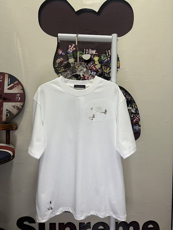 LOUIS VUITTON L26235 Short Sleeve T-Shirt Style 2