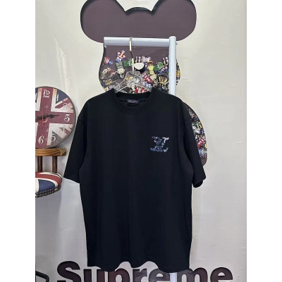 LOUIS VUITTON L26236 Monogram Short Sleeve T-Shirt 01