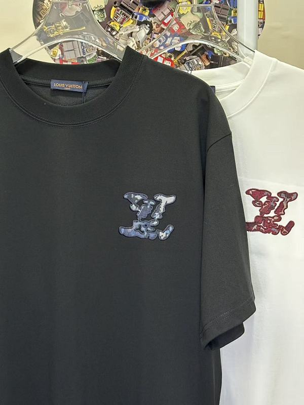 LOUIS VUITTON L26236 Monogram Short Sleeve T-Shirt