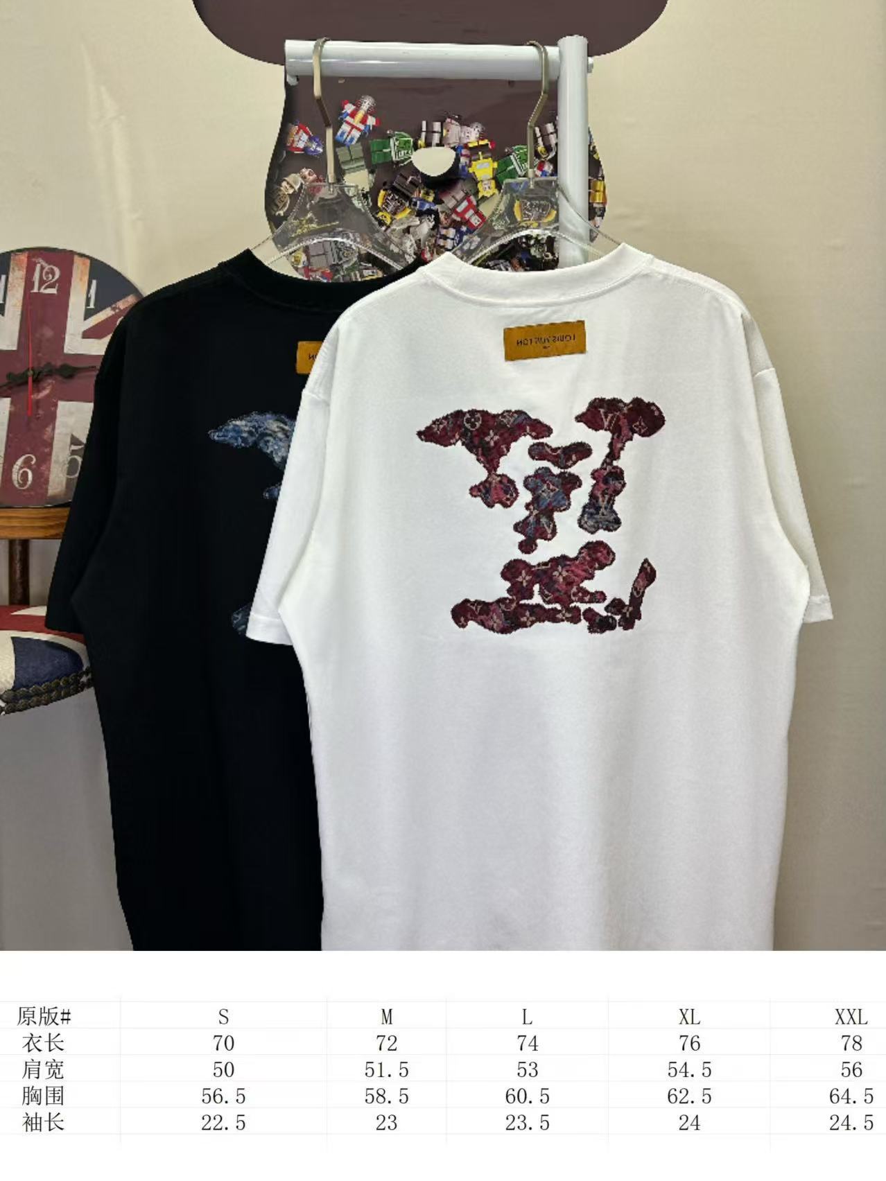 LOUIS VUITTON L26236 Short Sleeve T-Shirt