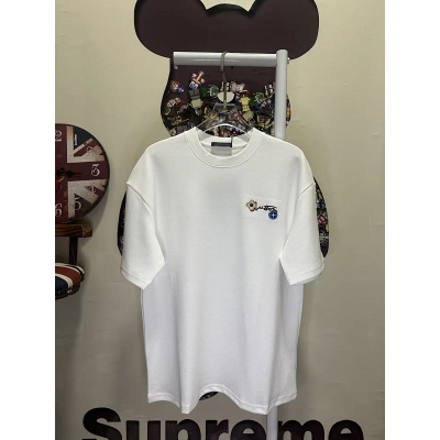 LOUIS VUITTON L26239 Short Sleeve T-Shirt 01
