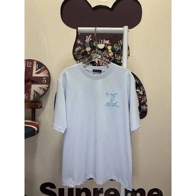LOUIS VUITTON L26601 Short Sleeve T-Shirt Style 1 01