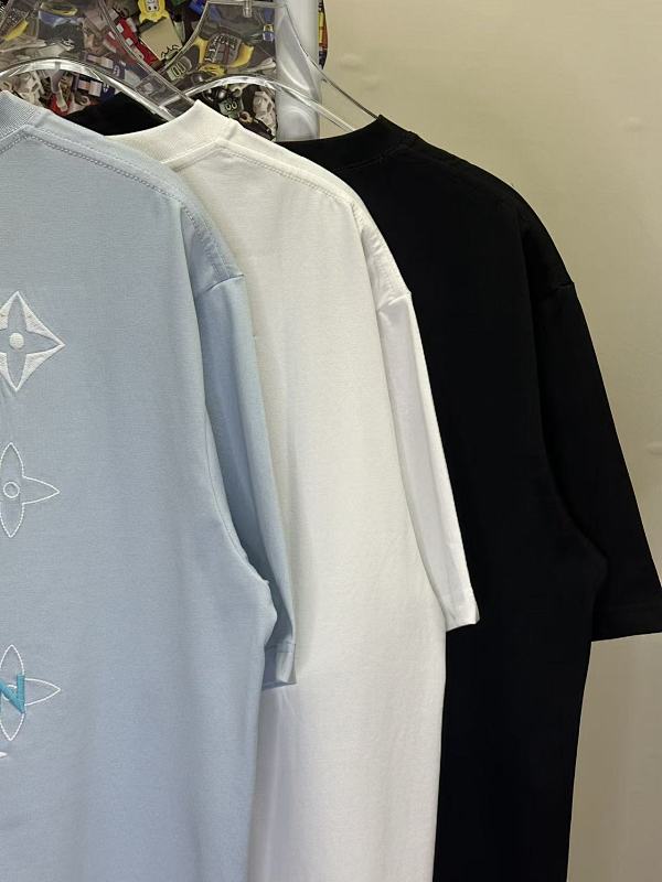 LOUIS VUITTON L26601 Short Sleeve T-Shirt Style 1