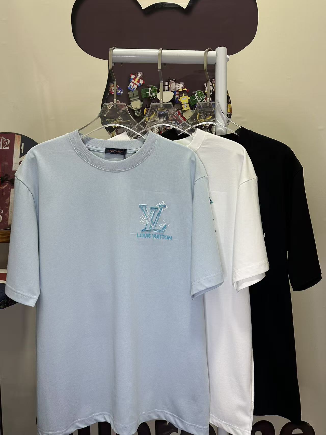 LOUIS VUITTON L26601 Short Sleeve T-Shirt Style 1