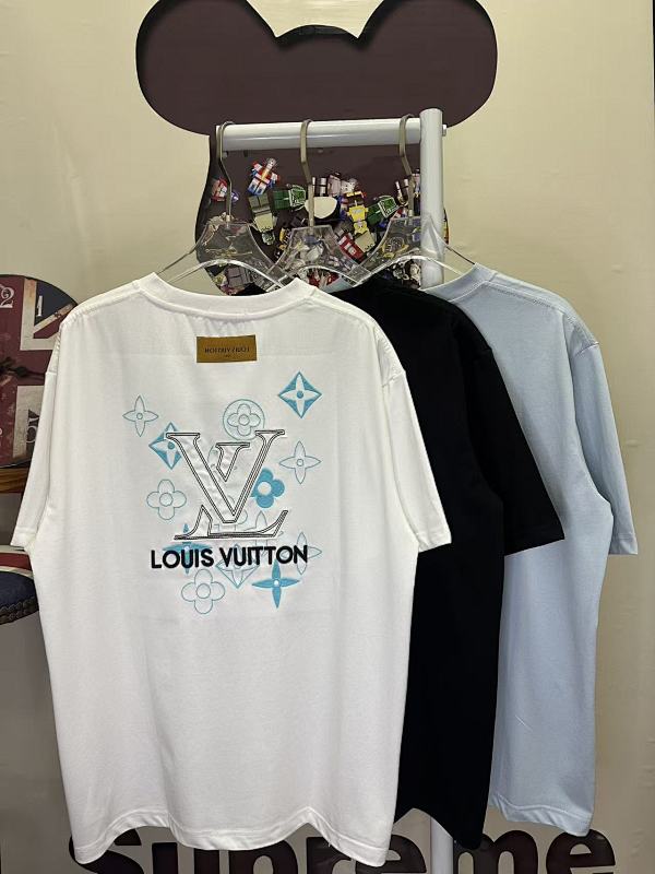 LOUIS VUITTON L26601 Short Sleeve T-Shirt Style 2