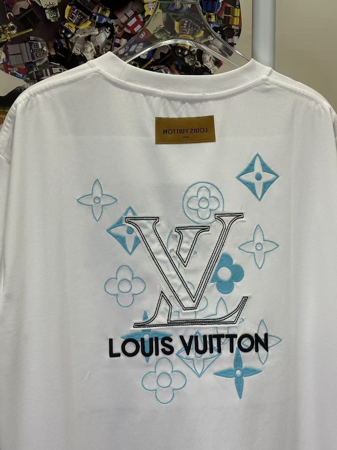 LOUIS VUITTON L26601 Short Sleeve T-Shirt Style 2