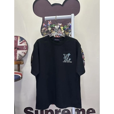 LOUIS VUITTON L26601 Short Sleeve T-Shirt Style 3 01