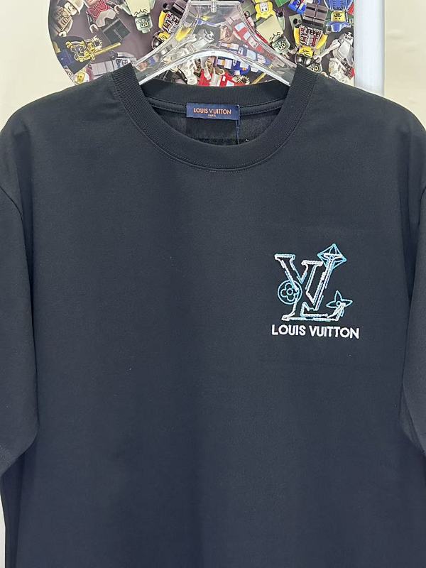 LOUIS VUITTON L26601 Short Sleeve T-Shirt Style 3