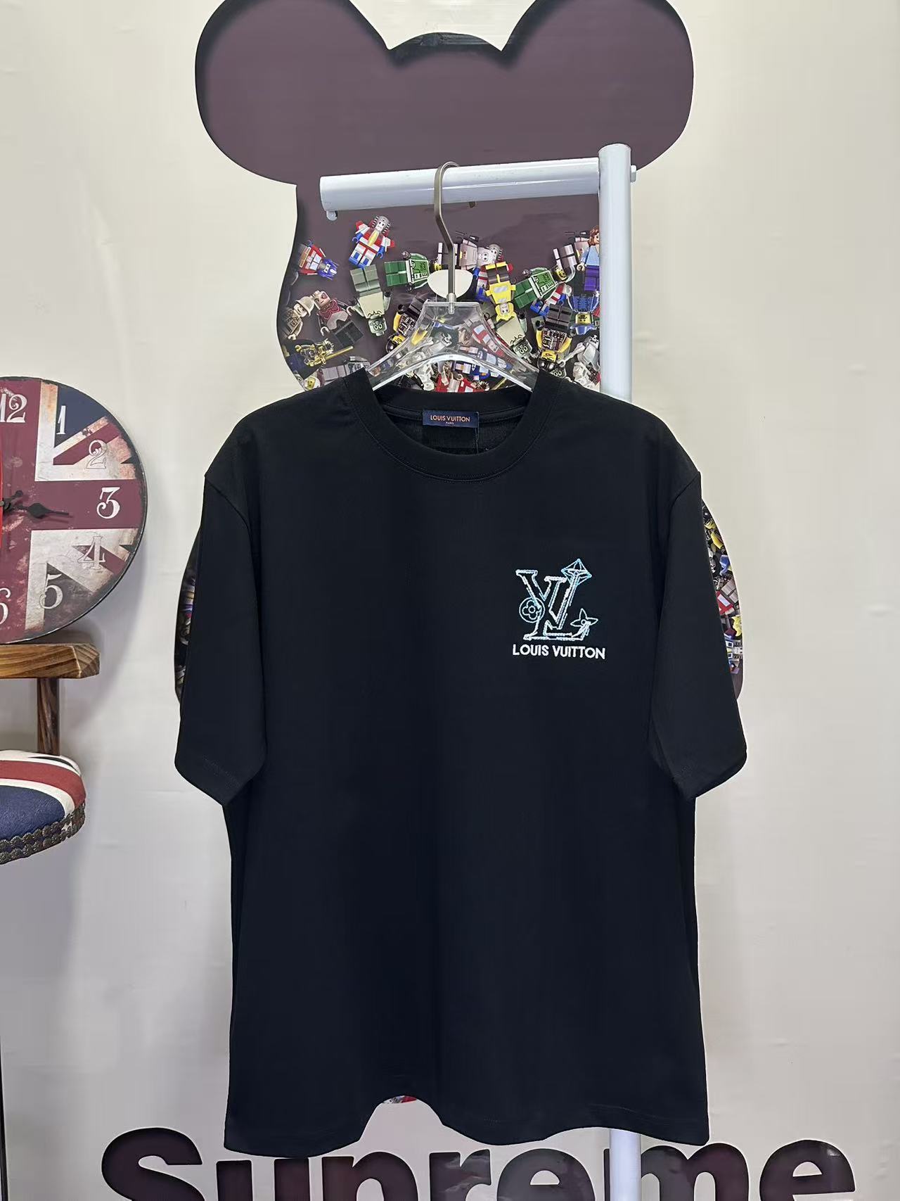 LOUIS VUITTON L26601 Short Sleeve T-Shirt Style 3