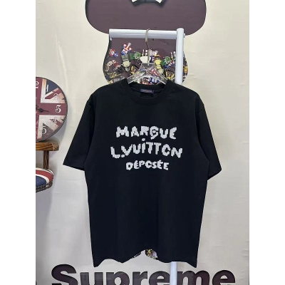 LOUIS VUITTON L26603 Short Sleeve T-Shirt Style 1 01