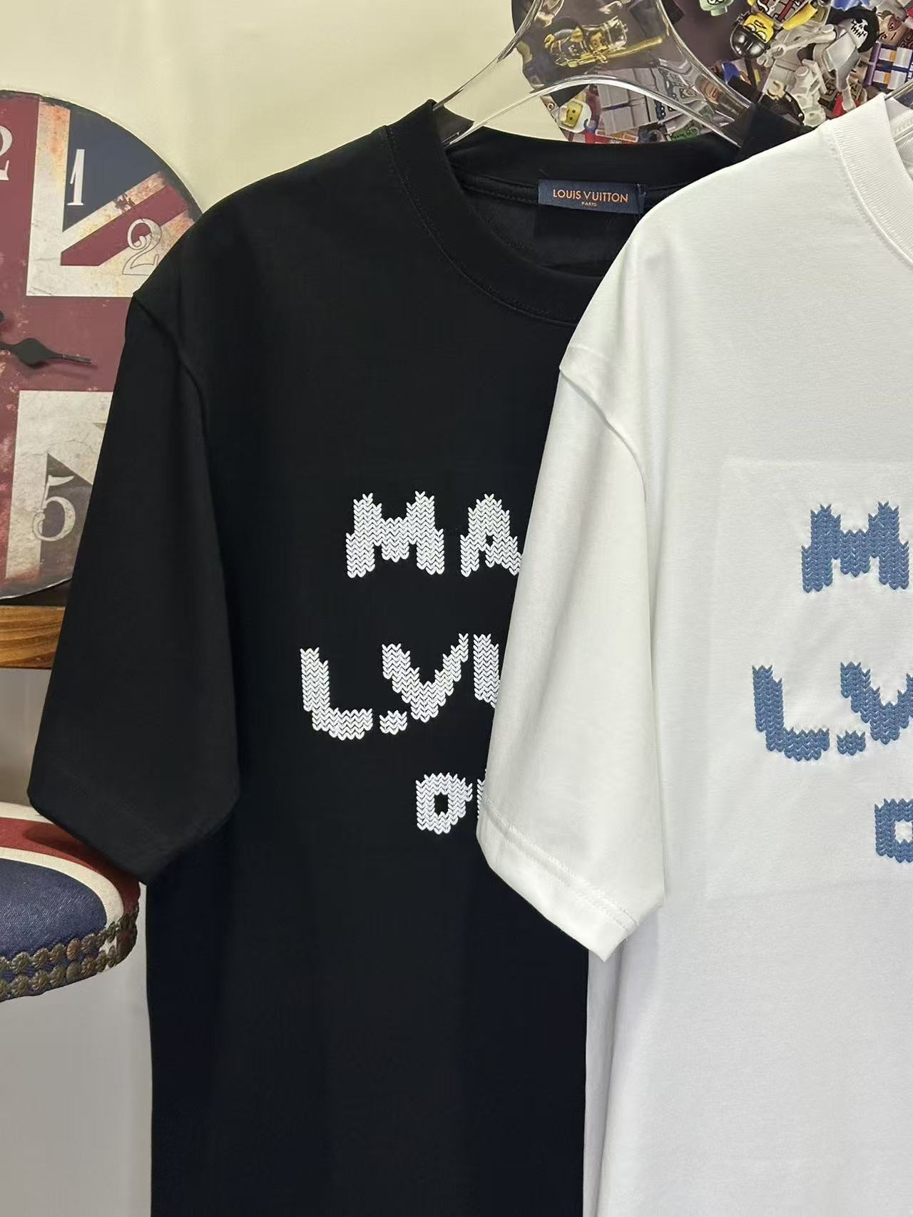 LOUIS VUITTON L26603 Short Sleeve T-Shirt Style 2
