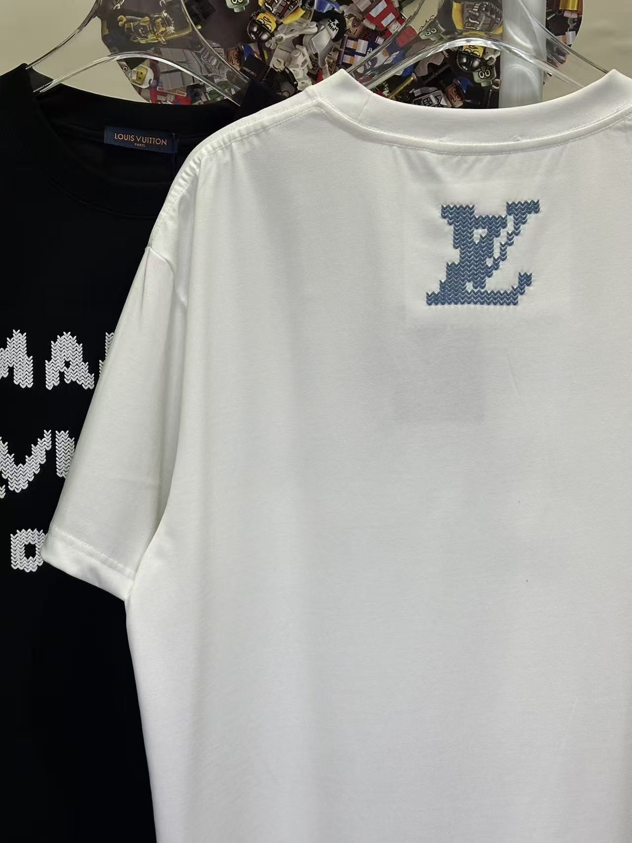 LOUIS VUITTON L26603 Short Sleeve T-Shirt Style 2
