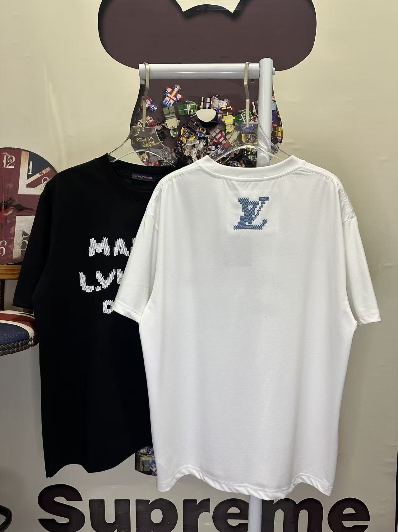 LOUIS VUITTON L26603 Short Sleeve T-Shirt Style 2