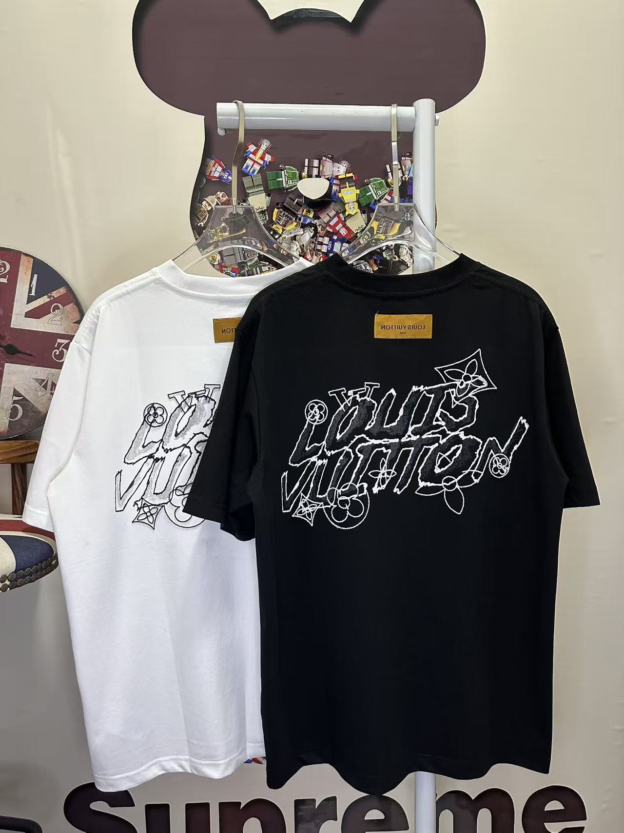 LOUIS VUITTON L26612 Short Sleeve T-Shirt Style 1