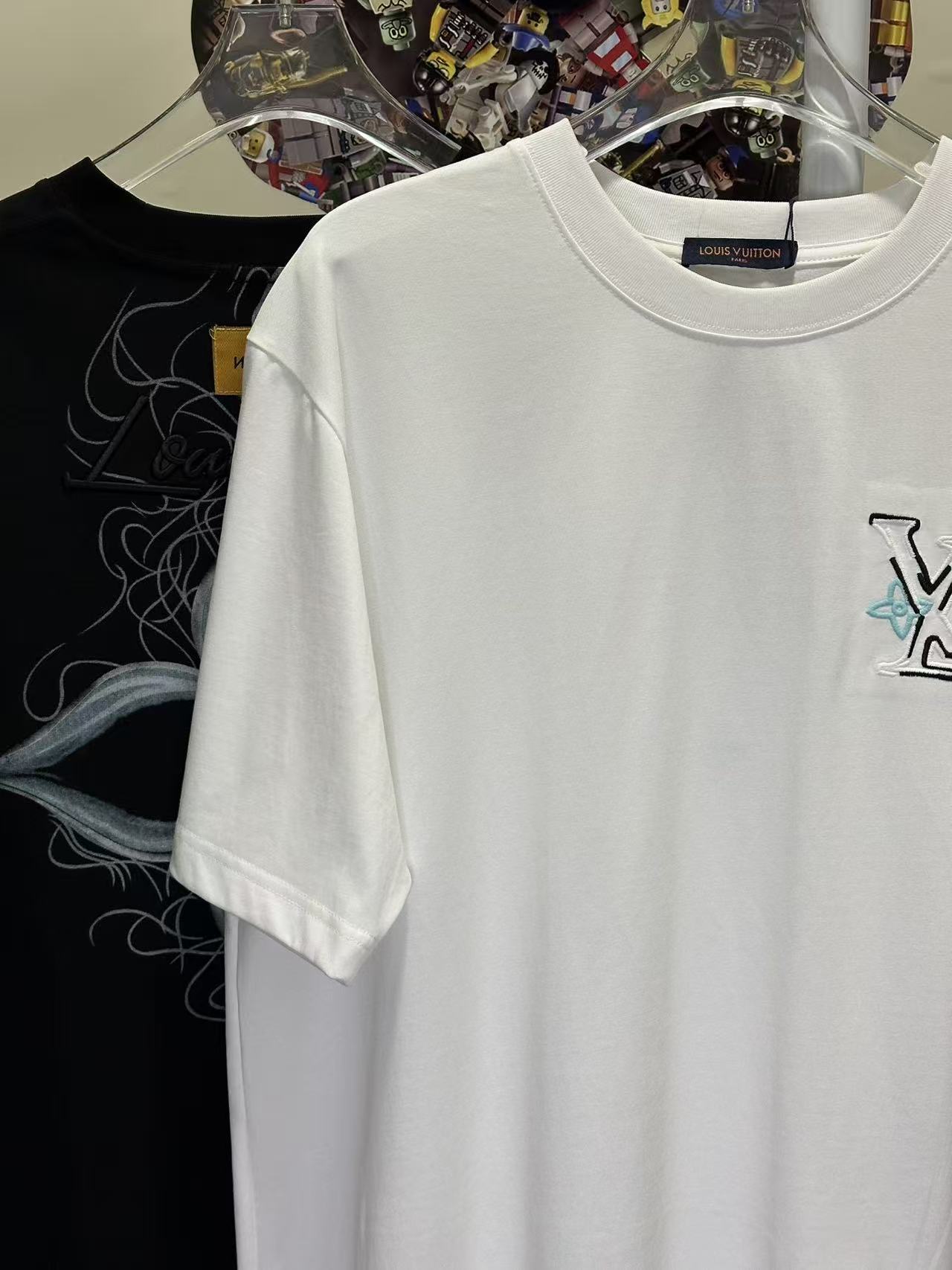 LOUIS VUITTON L26613 Short Sleeve T-Shirt Style 1