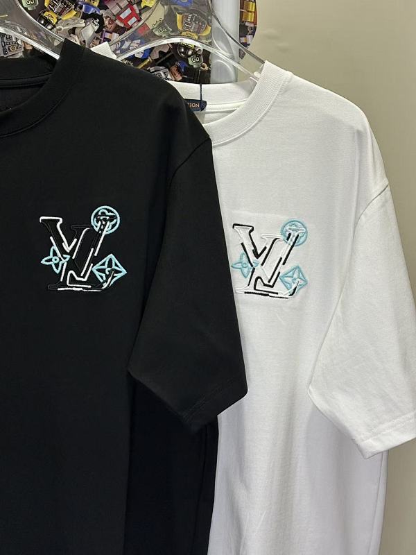 LOUIS VUITTON L26613 Short Sleeve T-Shirt Style 2