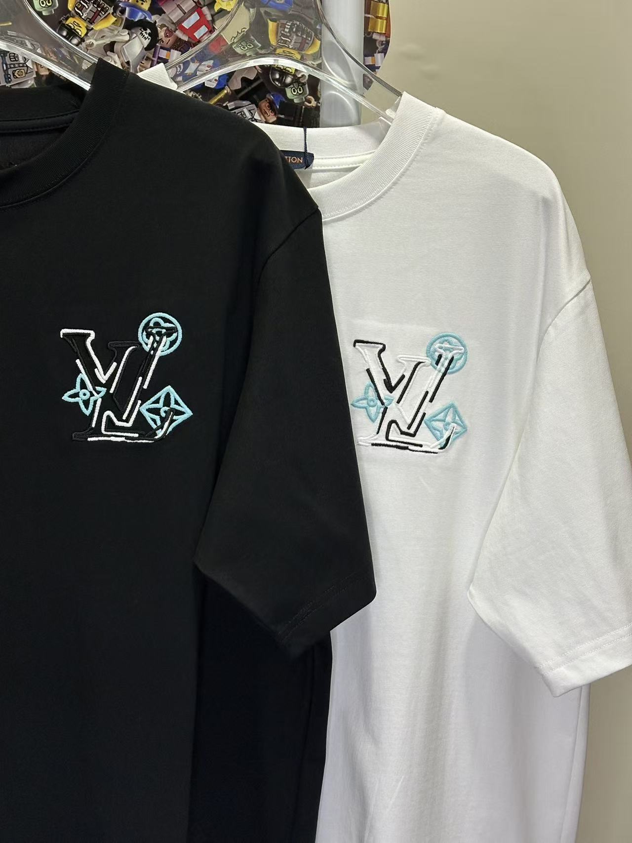 LOUIS VUITTON L26613 Short Sleeve T-Shirt Style 2