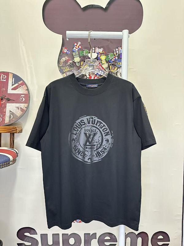 LOUIS VUITTON L26615 Short Sleeve T-Shirt Style 1