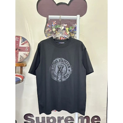 LOUIS VUITTON L26615 Short Sleeve T-Shirt Style 1 01