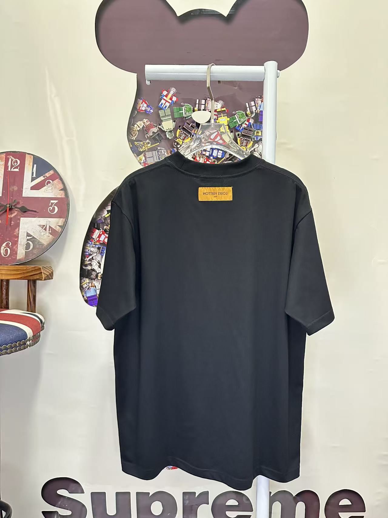 LOUIS VUITTON L26615 Short Sleeve T-Shirt Style 1