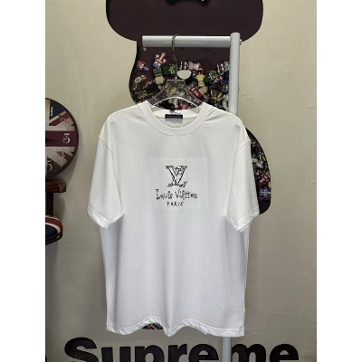 LOUIS VUITTON L26618 Short Sleeve T-Shirt Style 1 01
