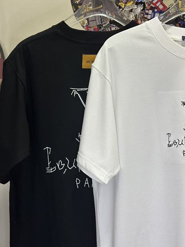 LOUIS VUITTON L26618 Short Sleeve T-Shirt Style 1